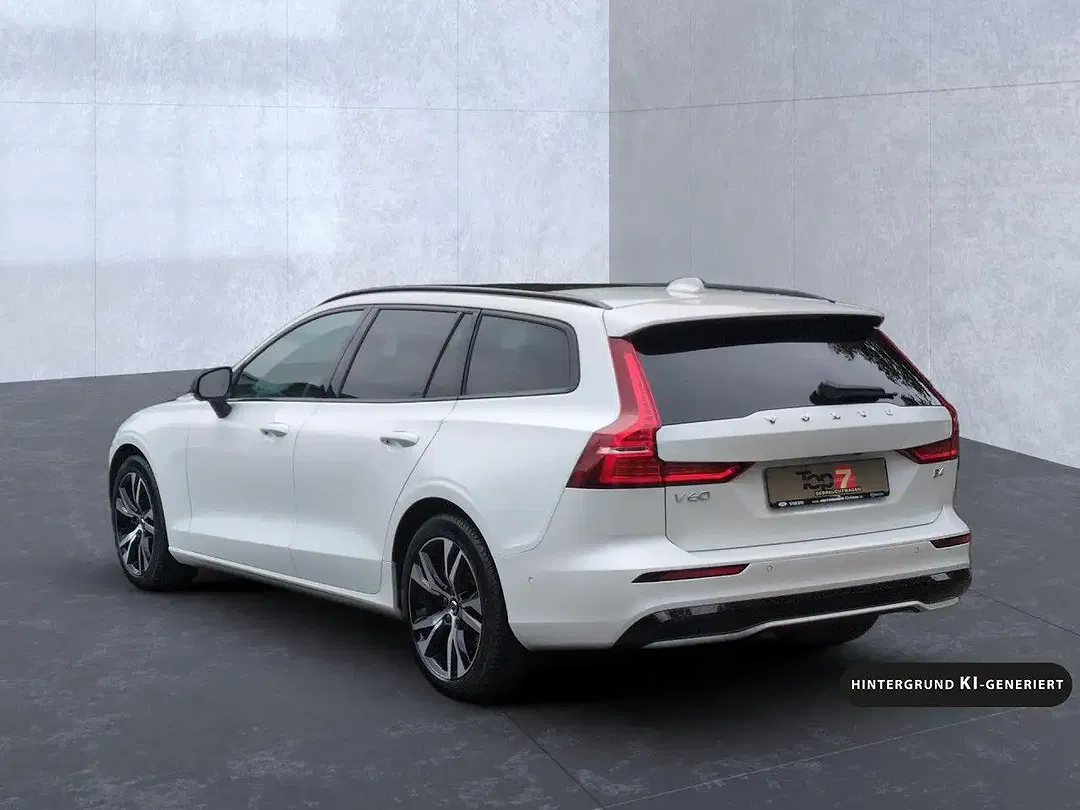 Volvo V60 B4 AUT Plus Dark - Thumbnail 2