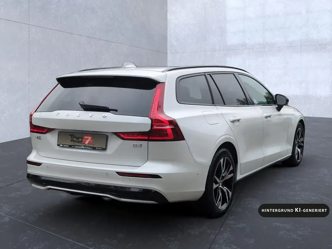Volvo V60 B4 AUT Plus Dark - Thumbnail 3