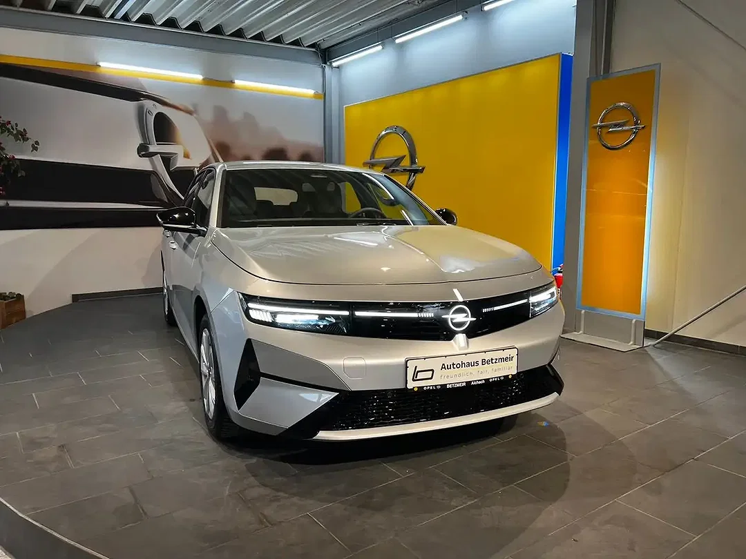 Opel Astra Edition - Afbeelding 1