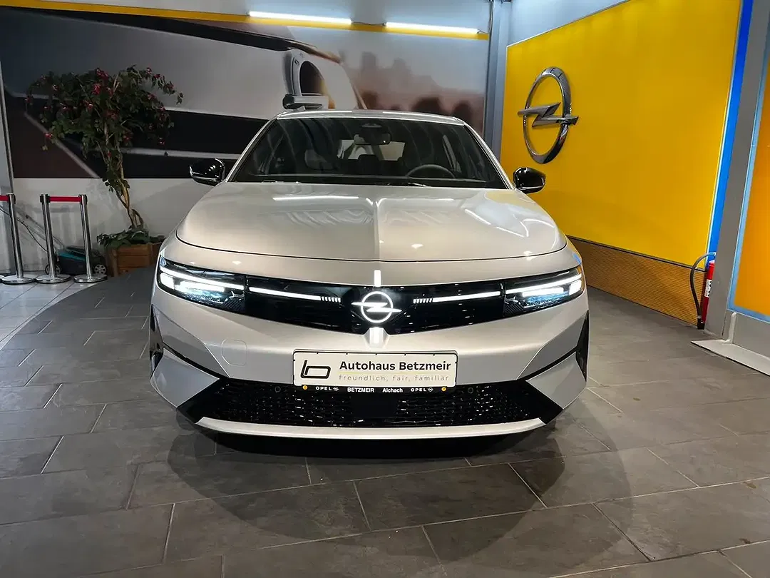 Opel Astra Edition - Thumbnail 7