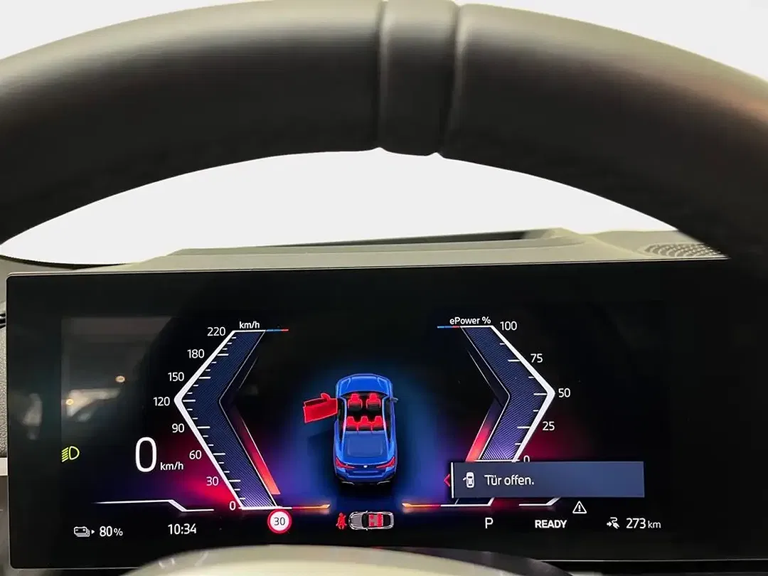 BMW i4 M Sport - Thumbnail 12