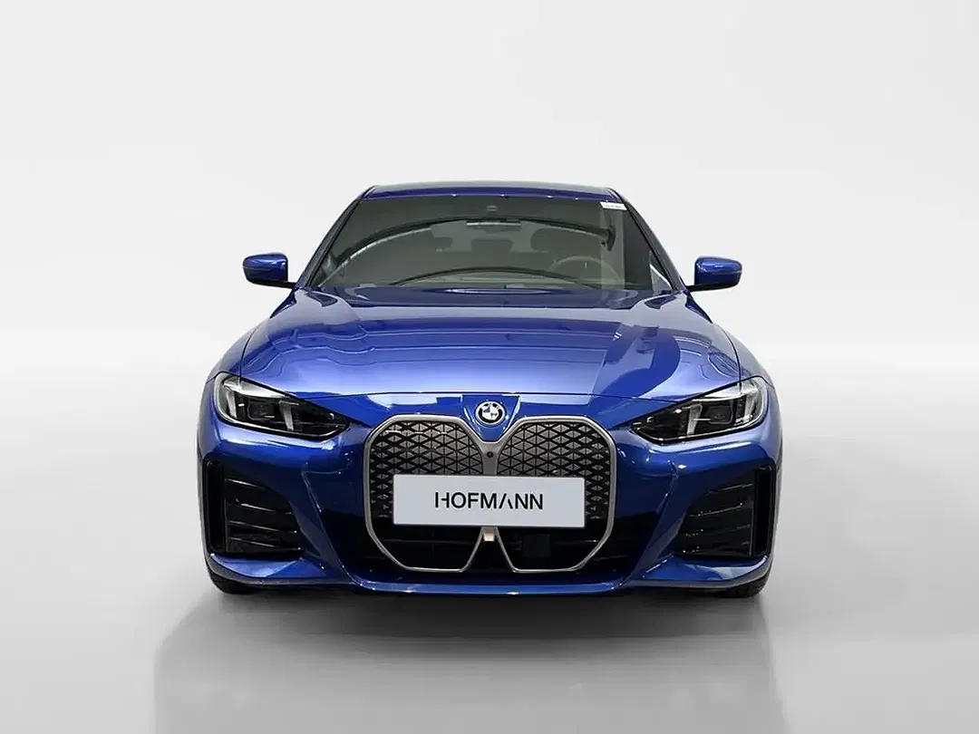 BMW i4 M Sport - Thumbnail 2
