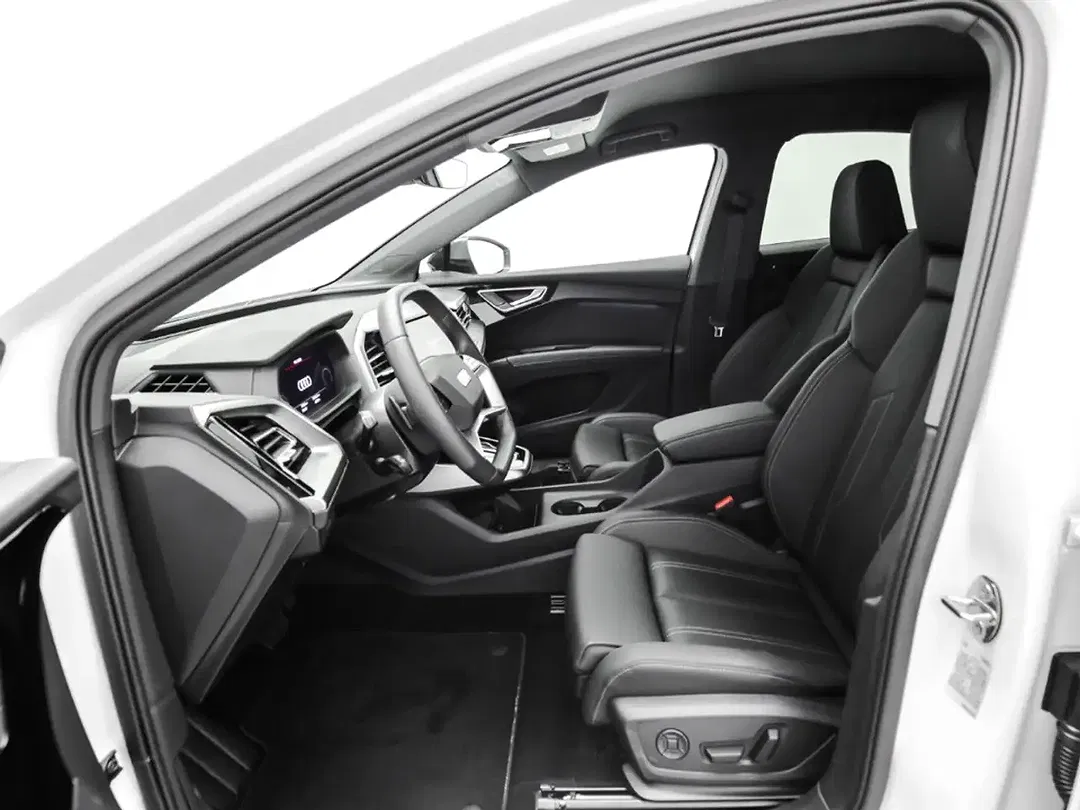 Audi Q4 e-tron 55 quattro Matrix LED Sportback S line - Thumbnail 5