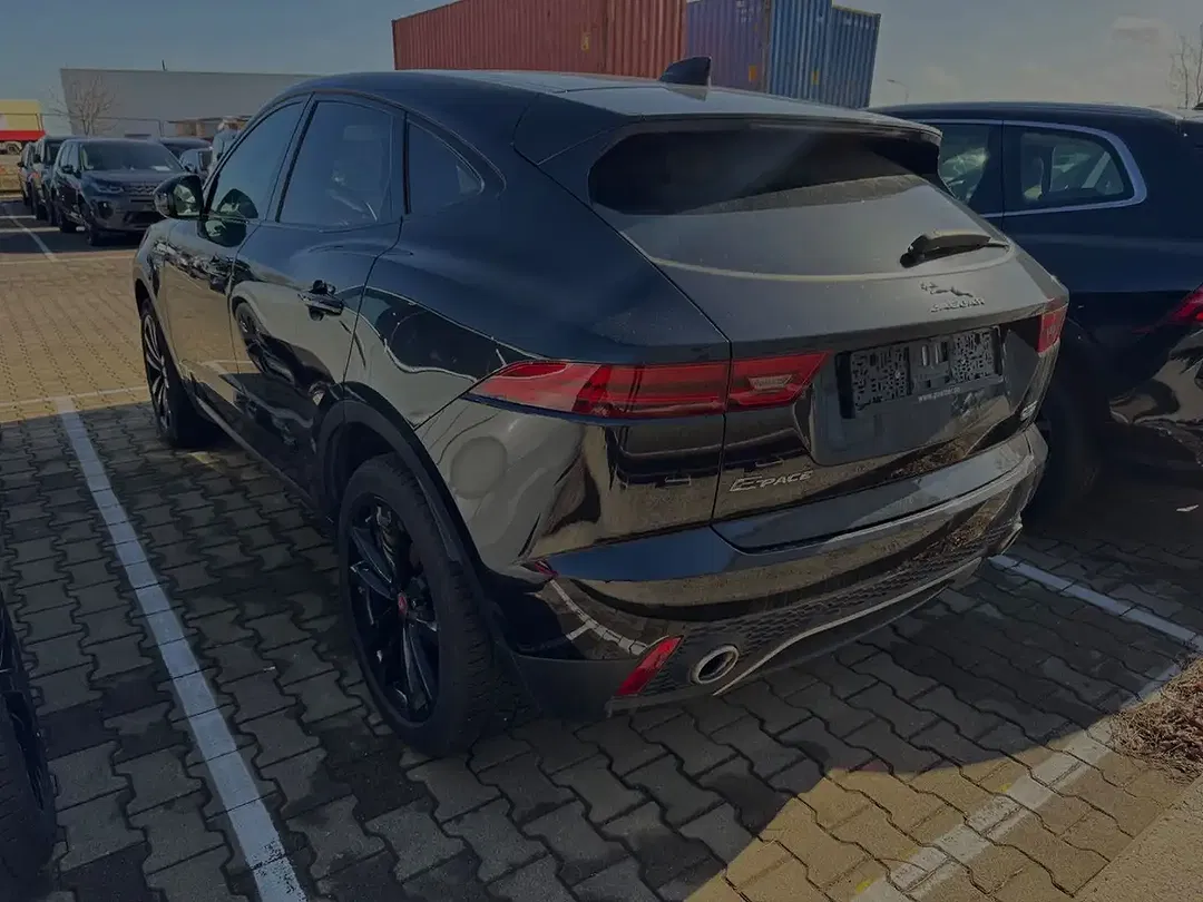 Jaguar E-Pace D180 4x4 - Thumbnail 4