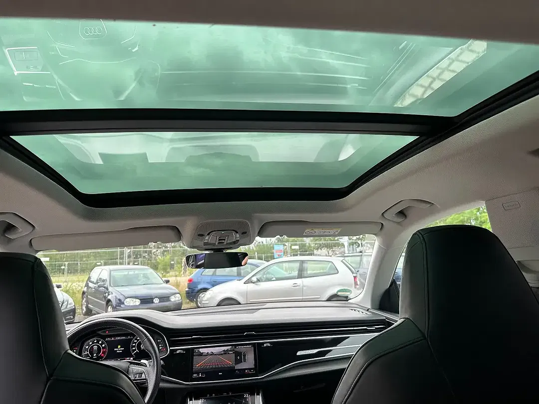 Audi RS Q8 4.0 TFSI quattro - foto 15