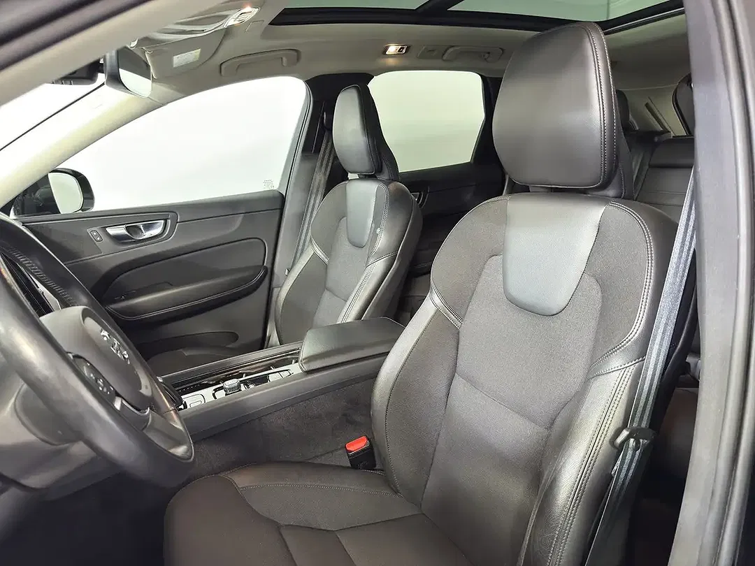 Volvo XC60 T6 PHEV AWD Recharge R-Design Expression - Thumbnail 7