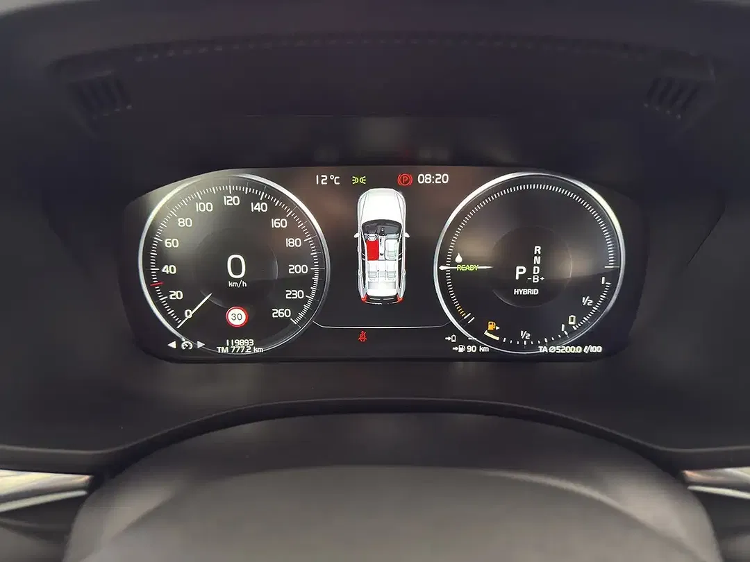 Volvo XC60 T6 PHEV AWD Recharge R-Design Expression - Thumbnail 5