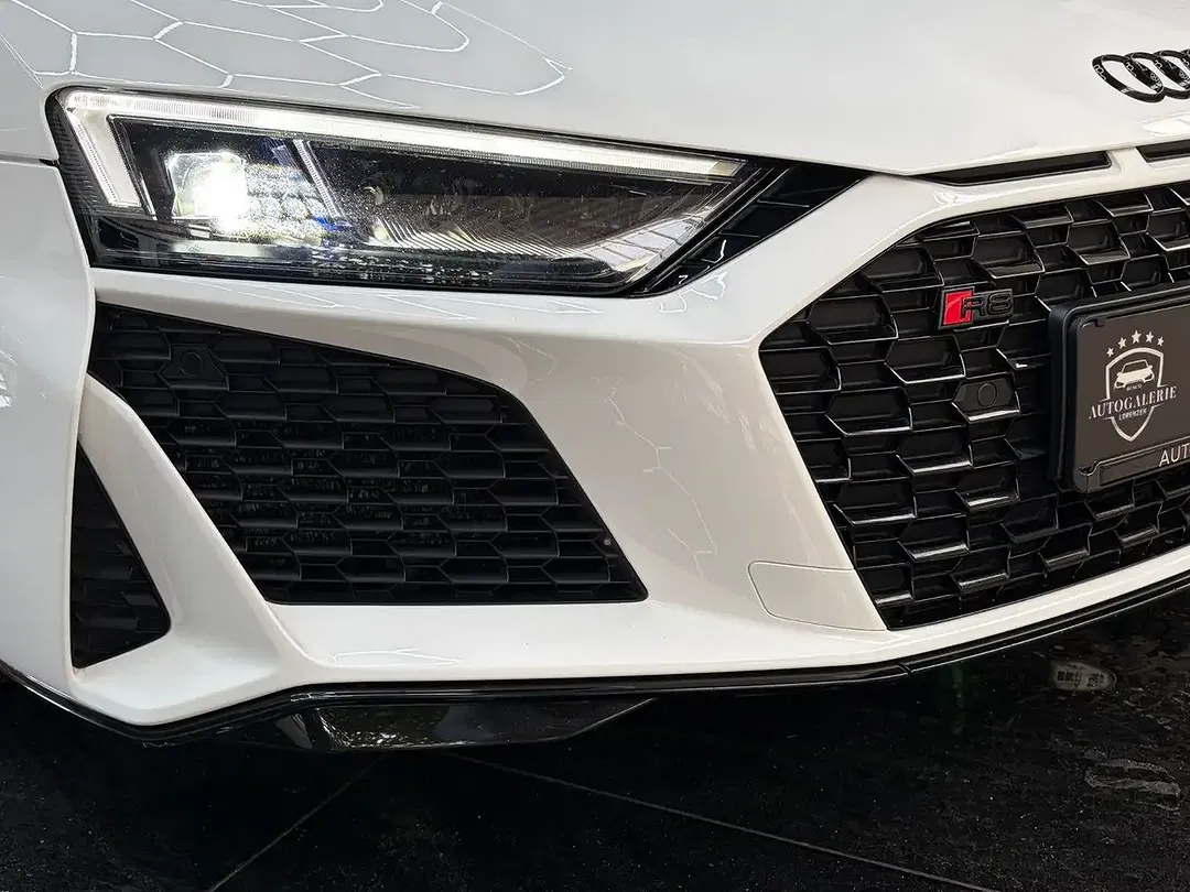 Audi R8 5.2 FSI performance - Thumbnail 5