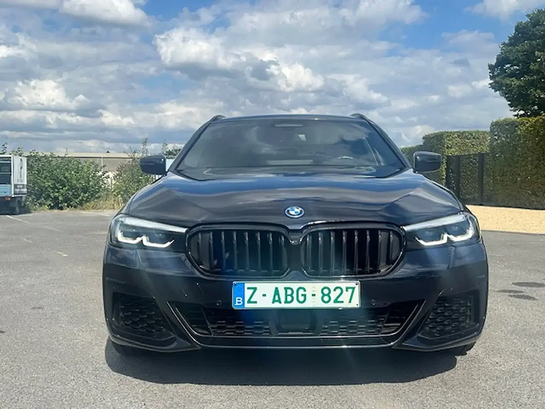 BMW 520 PHEV Touring Shadow Line - Afbeelding 1