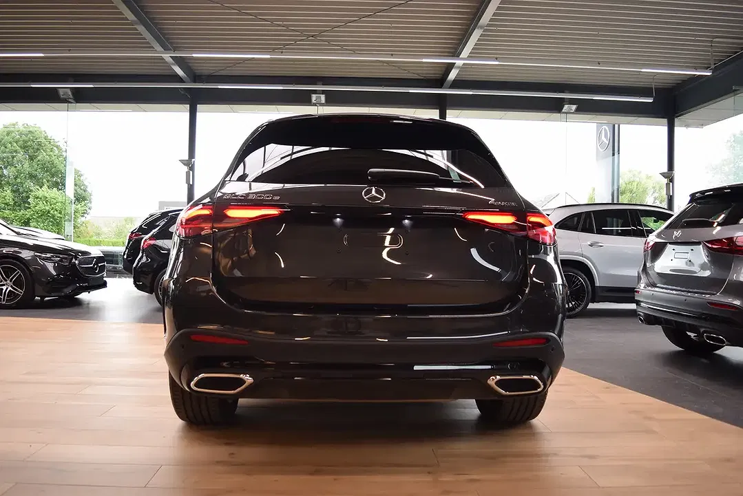 Mercedes-Benz GLC 300 PHEV AMG Line - Thumbnail 5