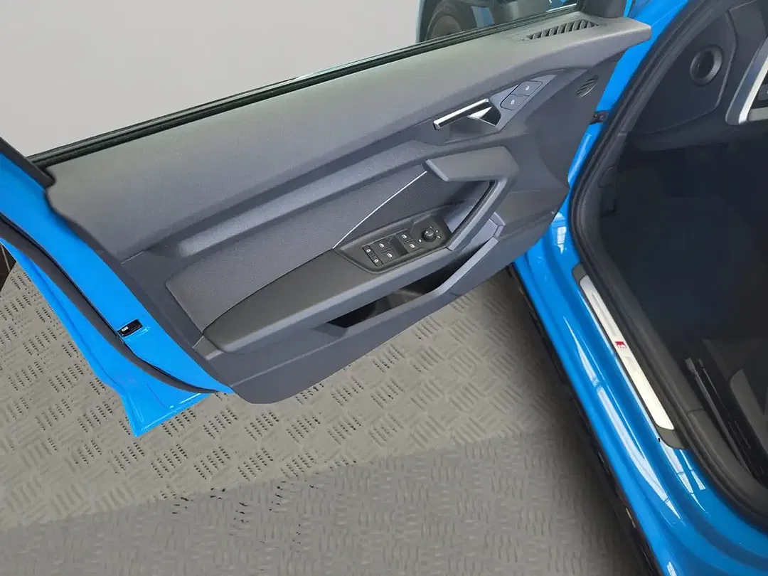 Audi A3 Sportback S line - Thumbnail 9