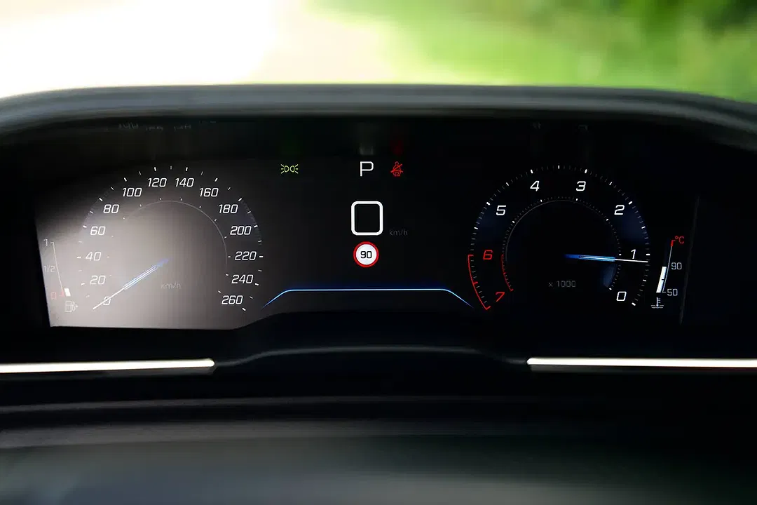 Peugeot 508 SW - Thumbnail 13