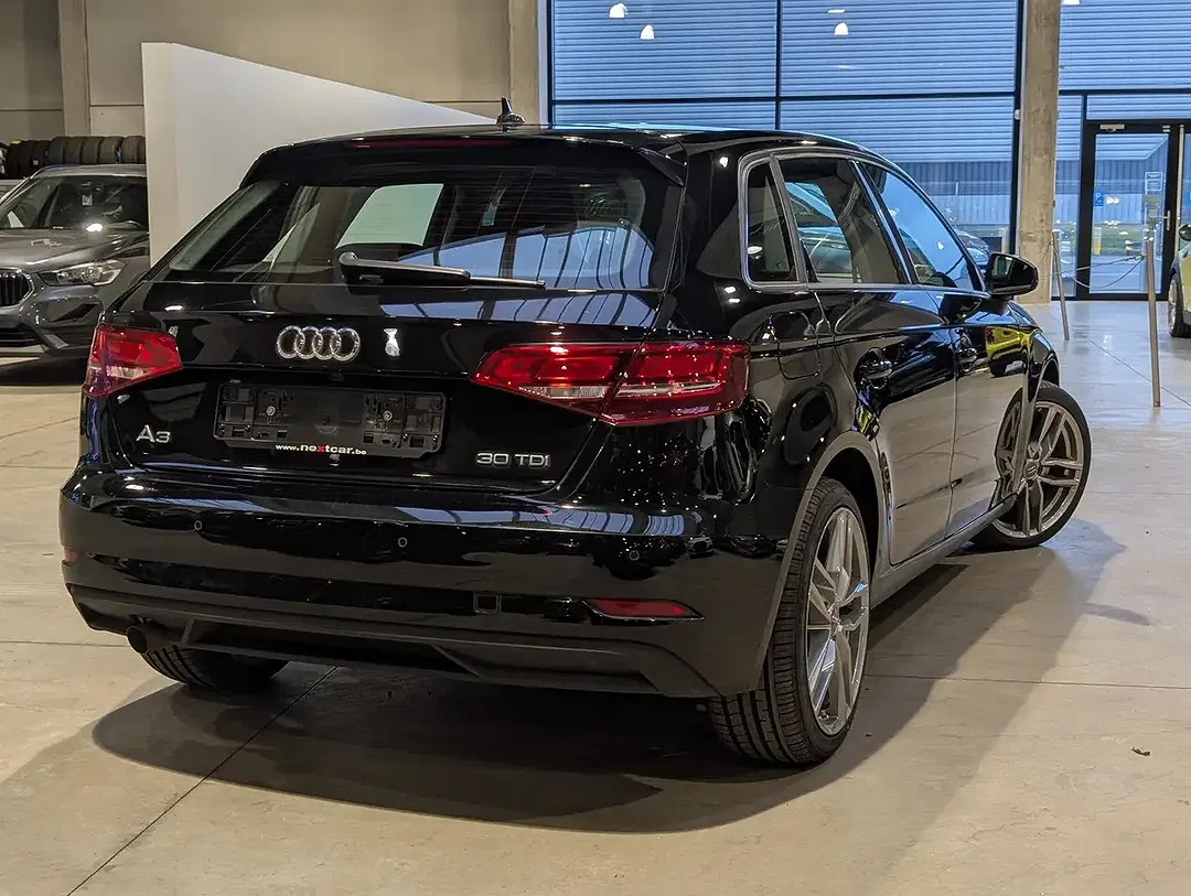 Audi A3 Sportback - Thumbnail 3