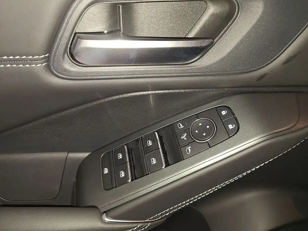 Nissan Qashqai 1.3 DIG-T MHEV N-Connecta - Thumbnail 10