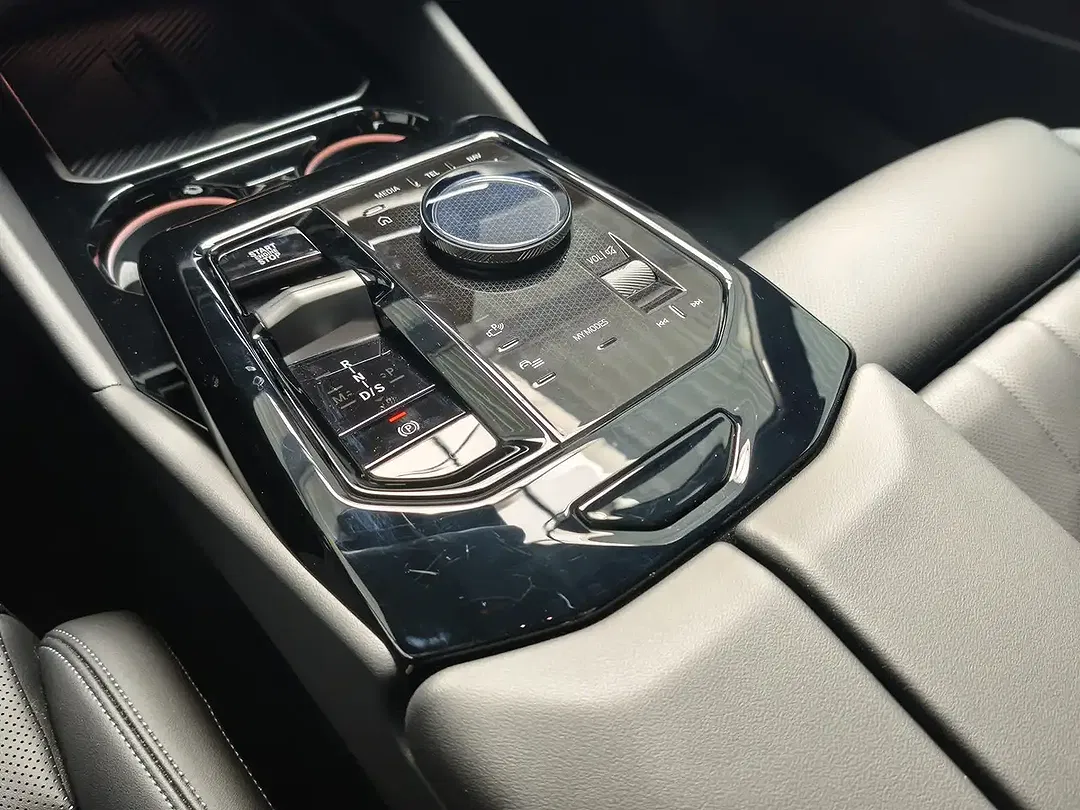BMW 520 M Sport Touring - Thumbnail 14
