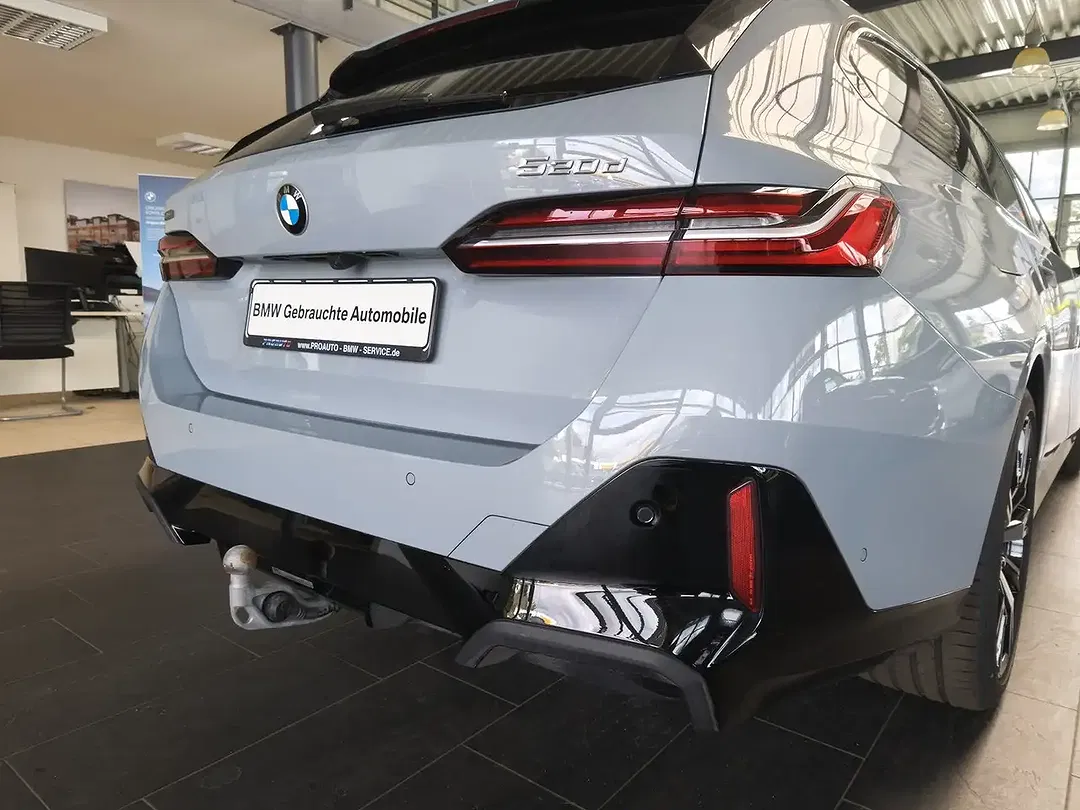 BMW 520 M Sport Touring - Thumbnail 8