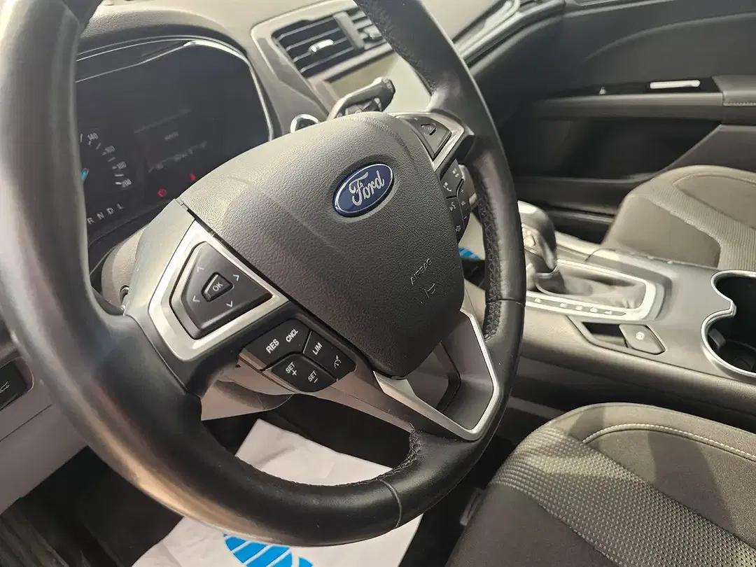 Ford Mondeo Hybrid - Thumbnail 10