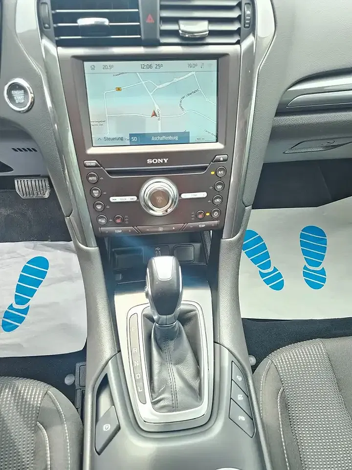 Ford Mondeo Hybrid - Thumbnail 13