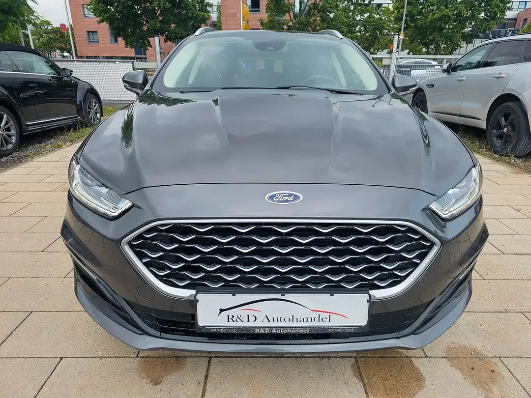 Ford Mondeo Hybrid - Thumbnail 3