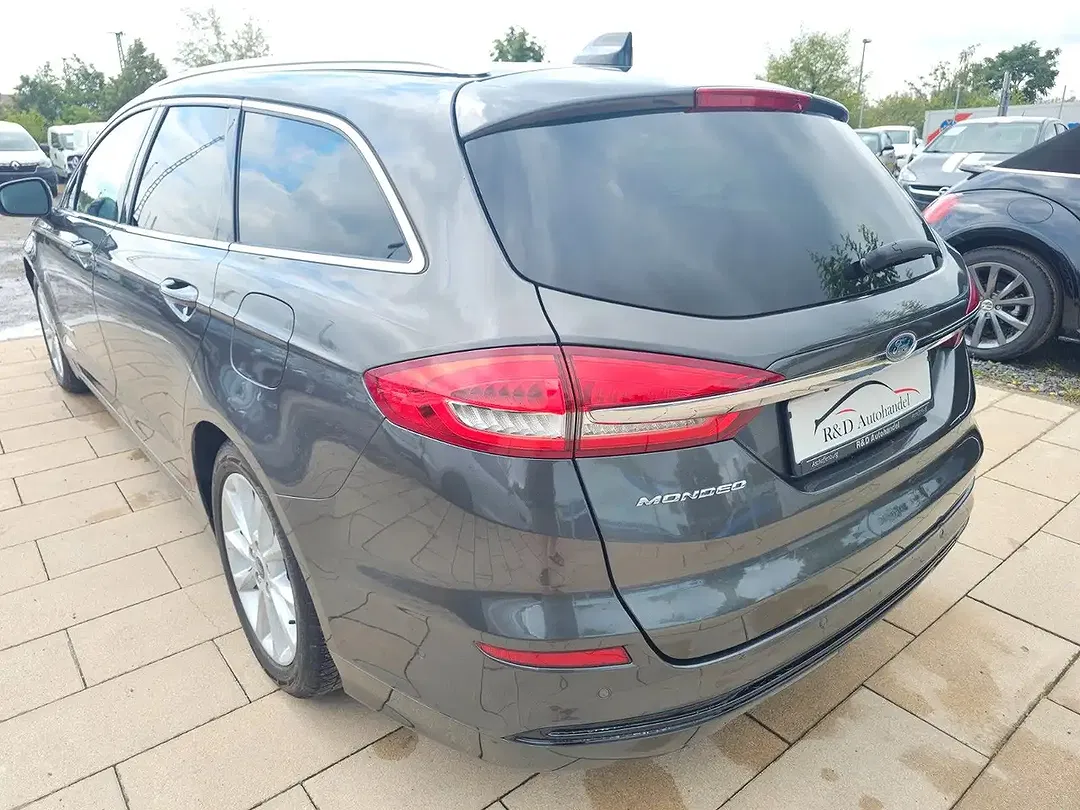 Ford Mondeo Hybrid - Thumbnail 8