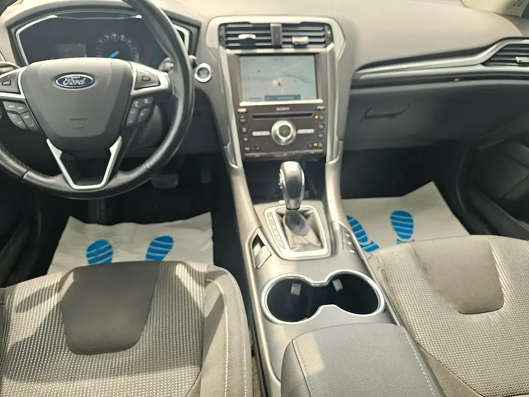 Ford Mondeo Hybrid - Thumbnail 9
