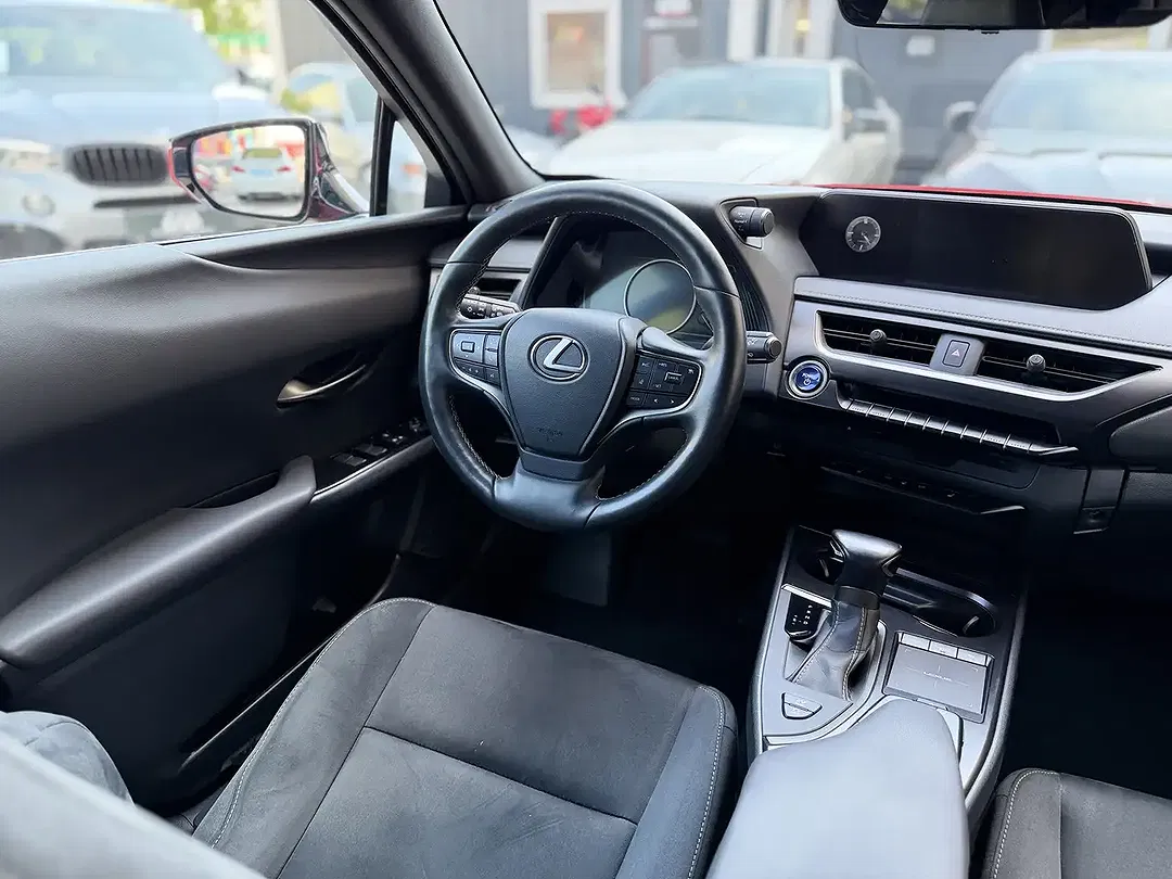 Lexus UX 250h Style Edition - Thumbnail 11