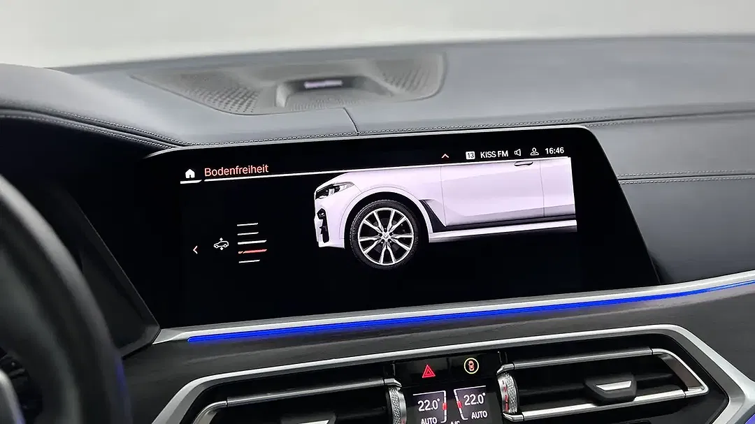 BMW X7 xDrive M Sport Executive - Thumbnail 14