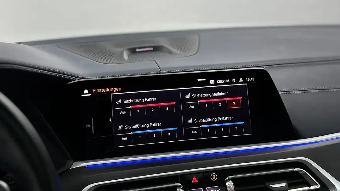 BMW X7 xDrive M Sport Executive - Thumbnail 23