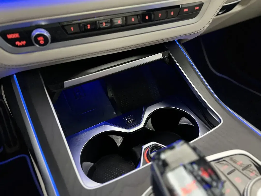 BMW X7 xDrive M Sport Executive - Thumbnail 27