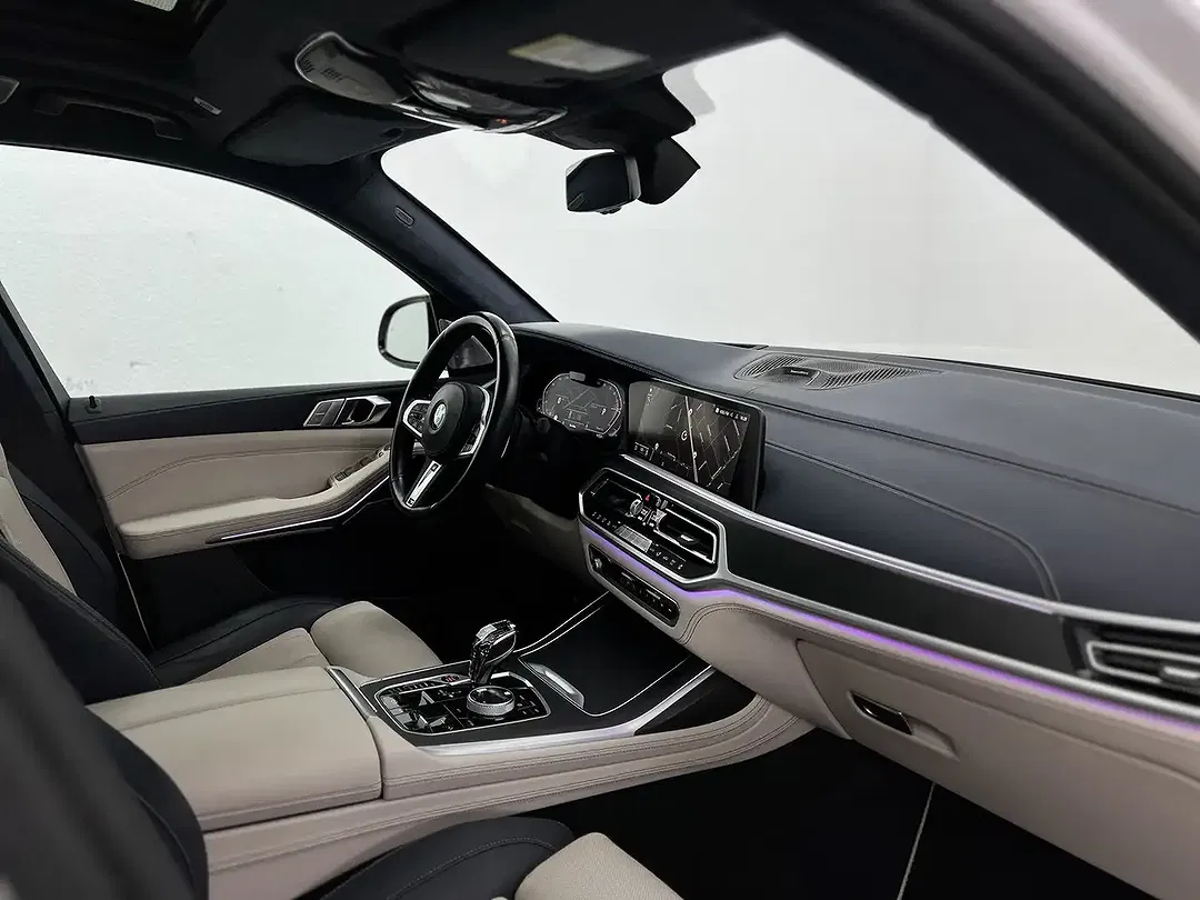 BMW X7 xDrive M Sport Executive - Thumbnail 28