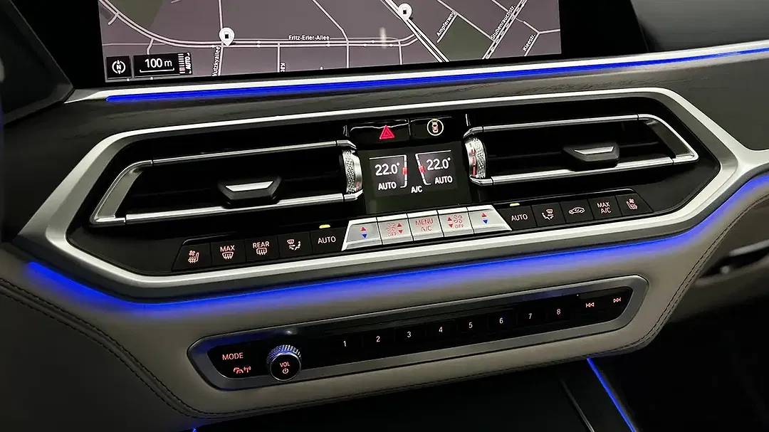 BMW X7 xDrive M Sport Executive - Thumbnail 36