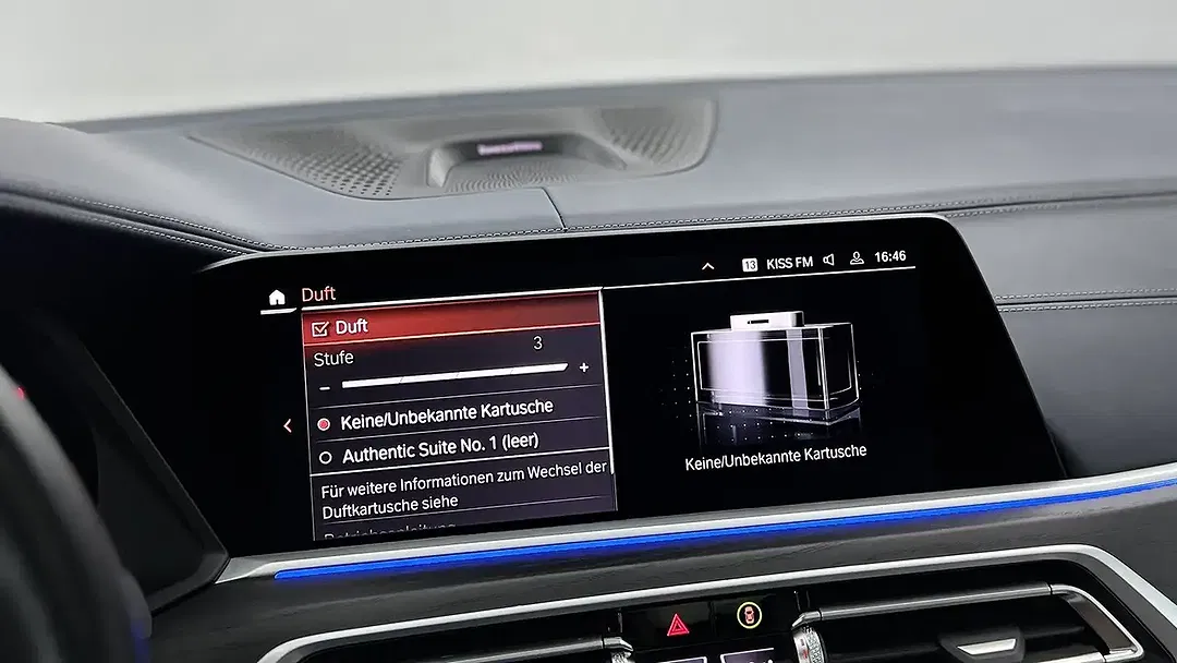 BMW X7 xDrive M Sport Executive - Thumbnail 43