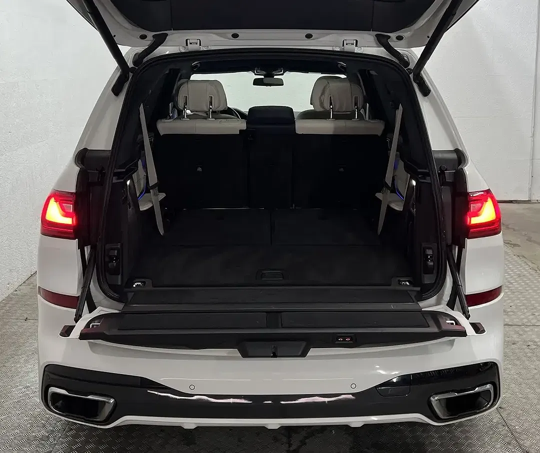 BMW X7 xDrive M Sport Executive - Thumbnail 49