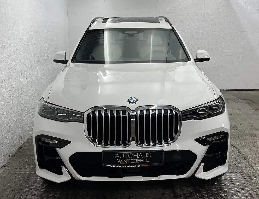 BMW X7 xDrive M Sport Executive - Thumbnail 6