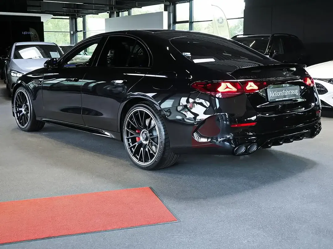 Mercedes-Benz E 53 AMG 4MATIC Night - Thumbnail 5