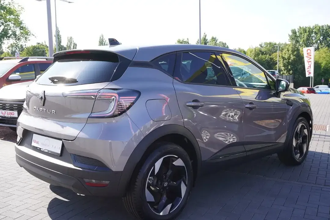 Renault Captur TCe - Thumbnail 4