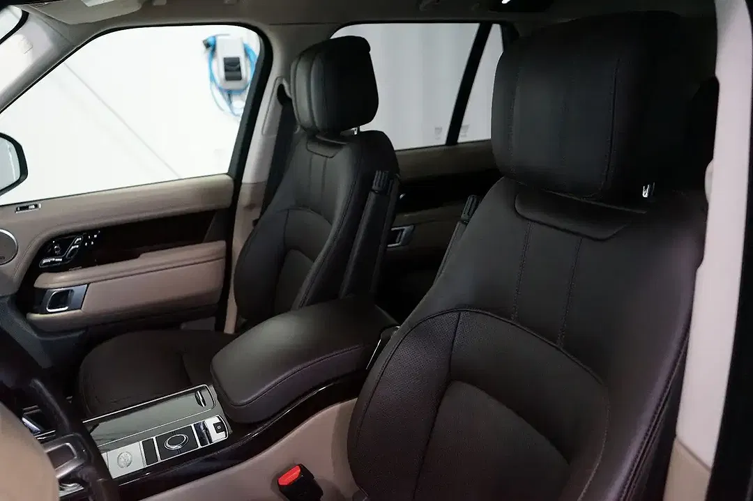 Land Rover Range Rover D300 Vogue - Thumbnail 11