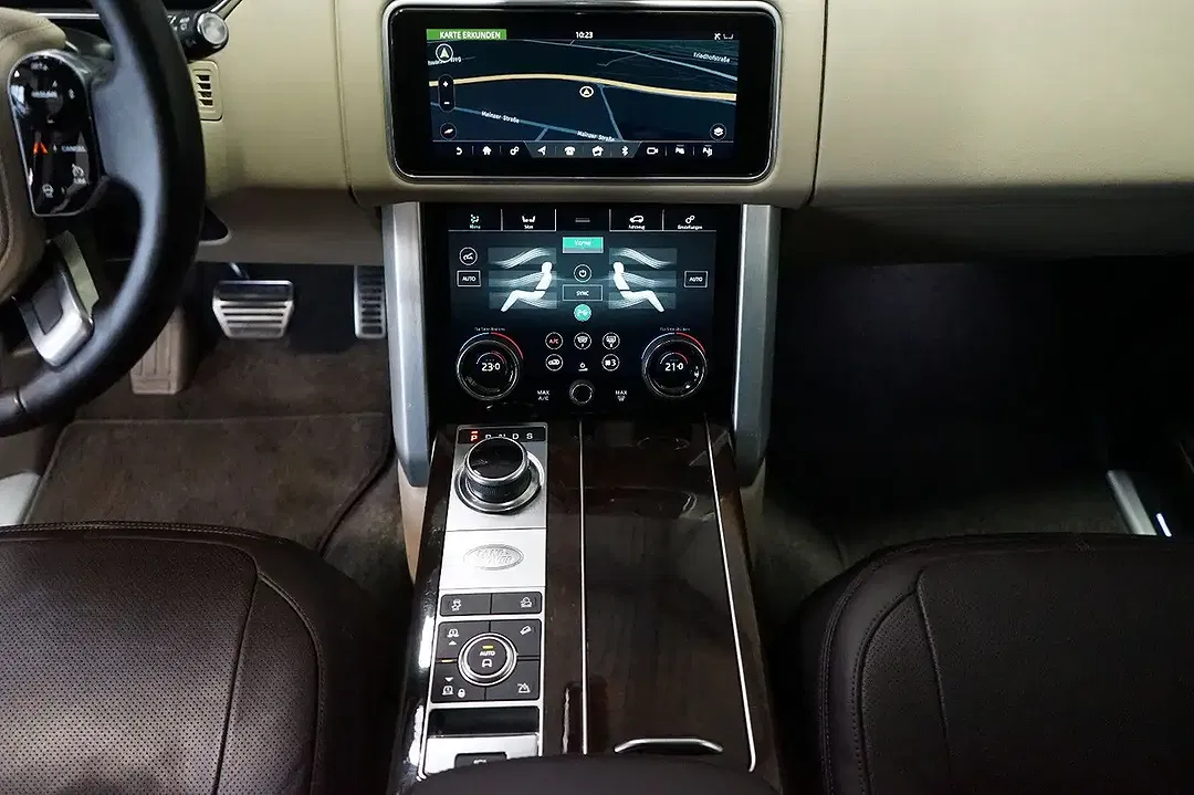 Land Rover Range Rover D300 Vogue - Thumbnail 14