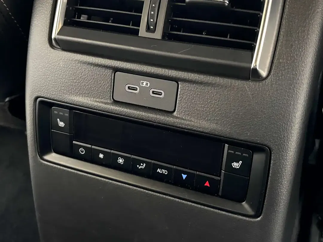 Mazda CX-80 2.5 AWD PHEV Homura Plus - Thumbnail 10