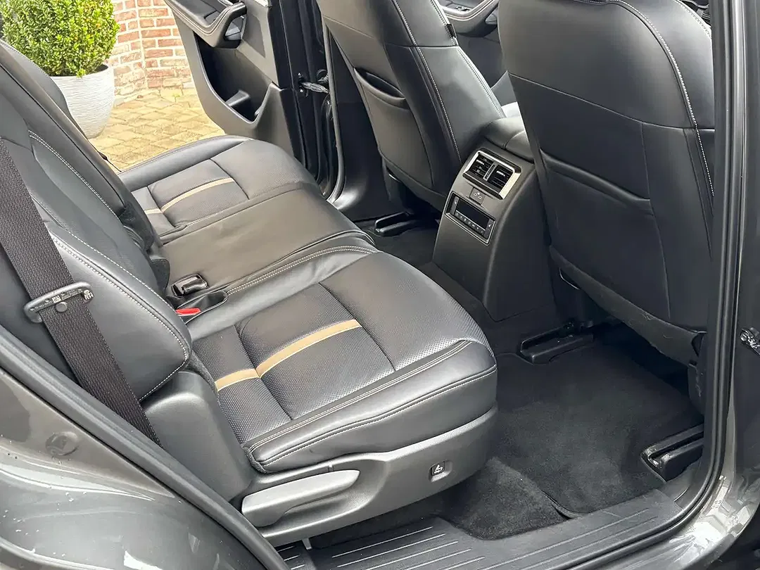 Mazda CX-80 2.5 AWD PHEV Homura Plus - Thumbnail 9