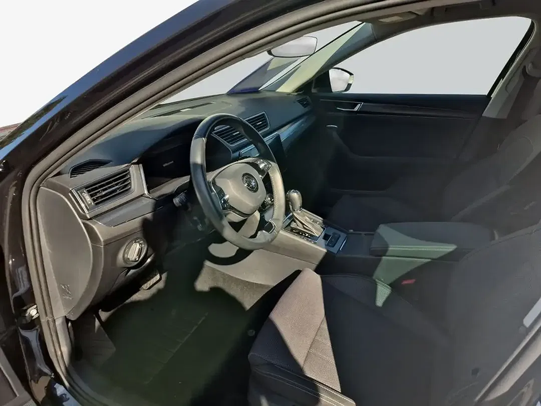 Skoda Superb 1.4 iV EV TSI DSG Combi Style - Thumbnail 10