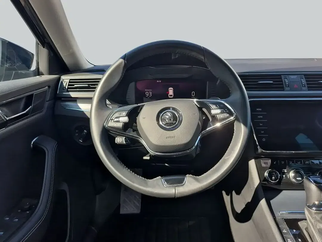 Skoda Superb 1.4 iV EV TSI DSG Combi Style - Thumbnail 17