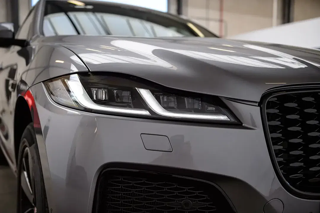 Jaguar F-Pace P400e 2.0 PHEV 4x4 R-Dynamic Black - Thumbnail 7