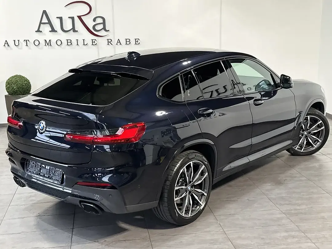 BMW X4 M - Thumbnail 3