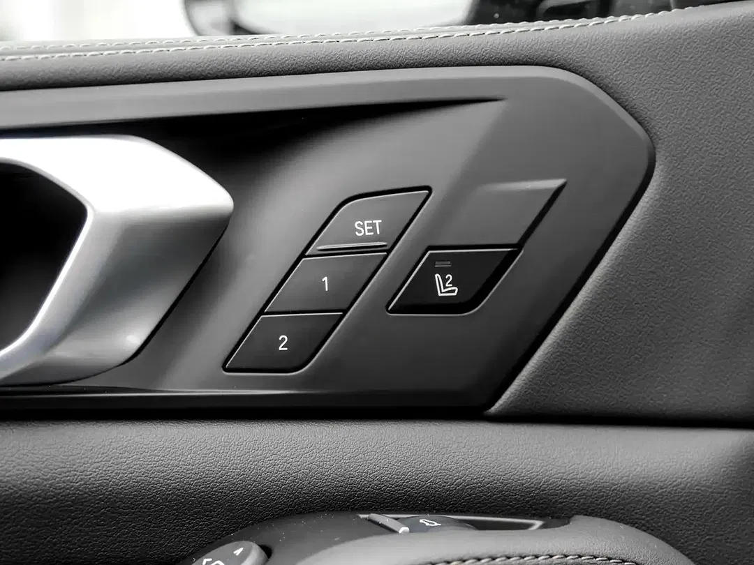 BMW X5 xDrive M Sport - Thumbnail 16