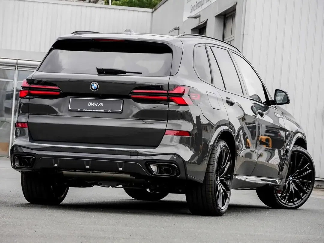 BMW X5 xDrive M Sport - Thumbnail 2