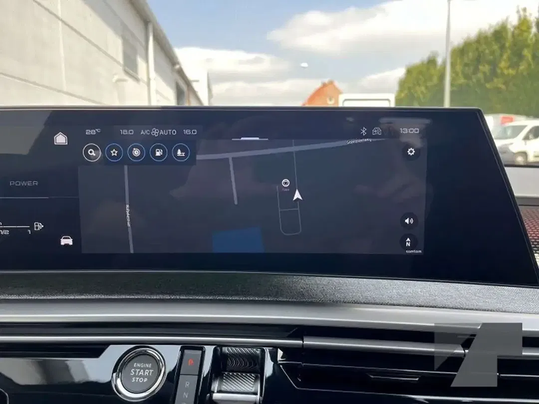 Peugeot 5008 136 Hybrid GT - Thumbnail 29