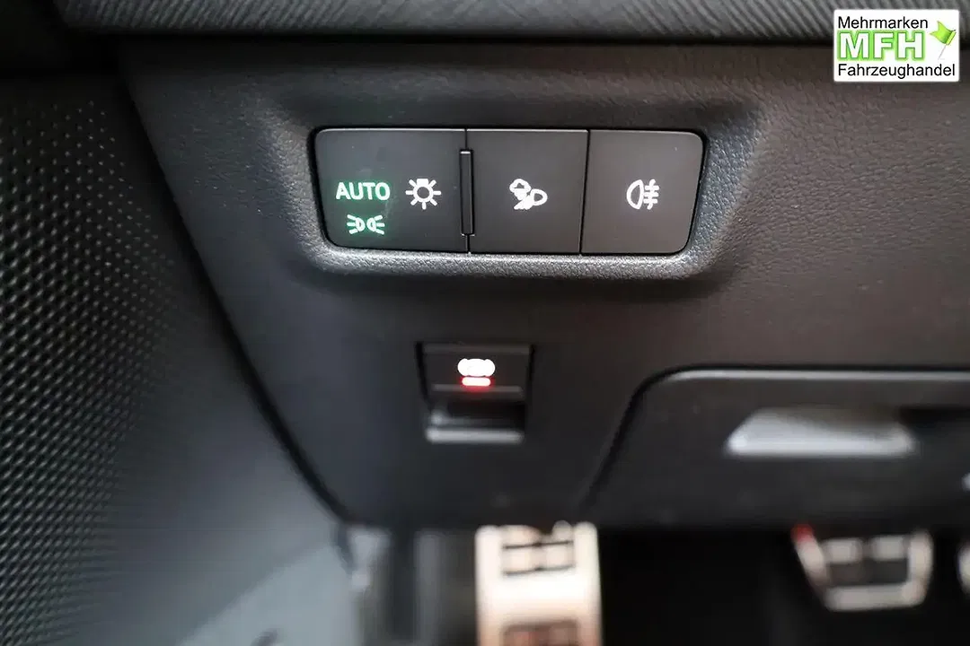 Skoda Kodiaq 1.5 TSI MHEV DSG Sportline - Thumbnail 8