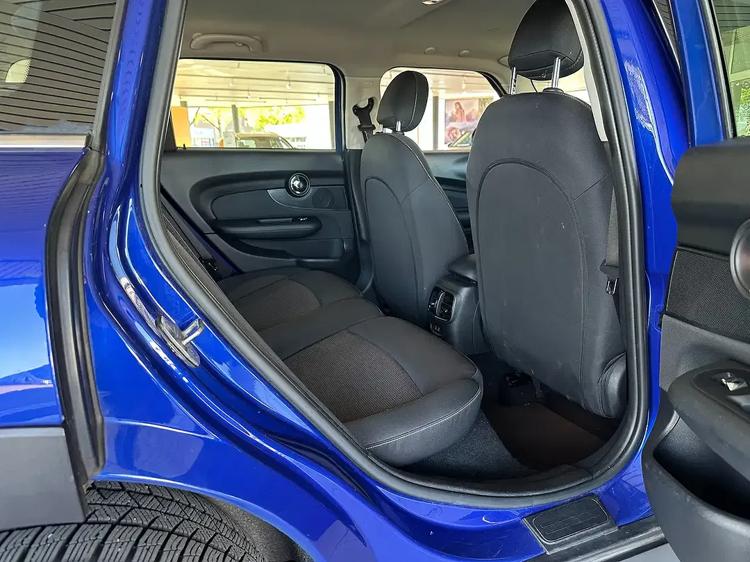MINI Cooper Clubman - Thumbnail 13