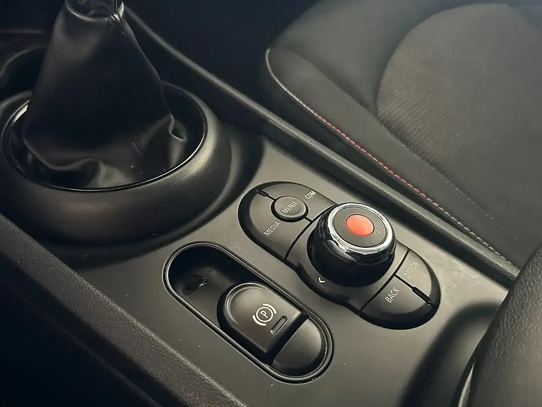 MINI Cooper Clubman - Thumbnail 20